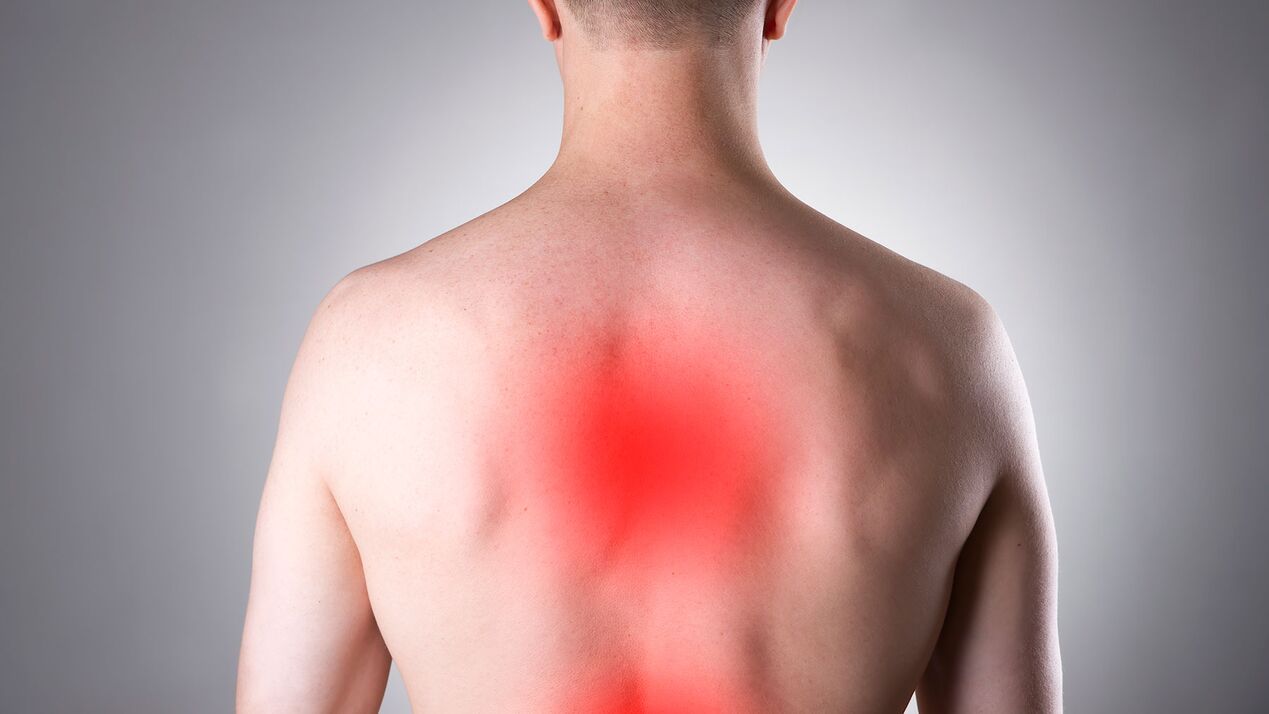 dolor de espalda debido a la osteocondrosis